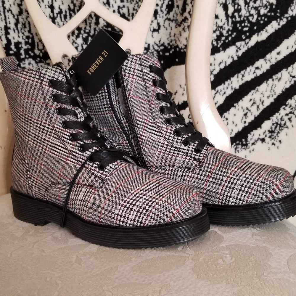 Womens combat boots